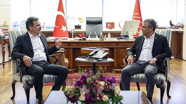 TİP Genel Başkanı Baş ve sendikalardan CHP'ye ziyaret