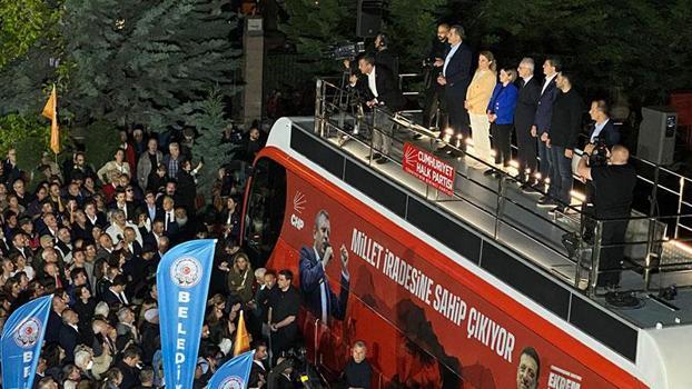 Özgür Özel: Biz en kısa zamanda sandık istiyoruz, kurultay istiyoruz