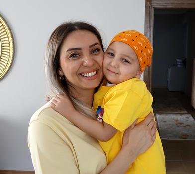 Kanseri yenen Batu’ya moral ziyareti
