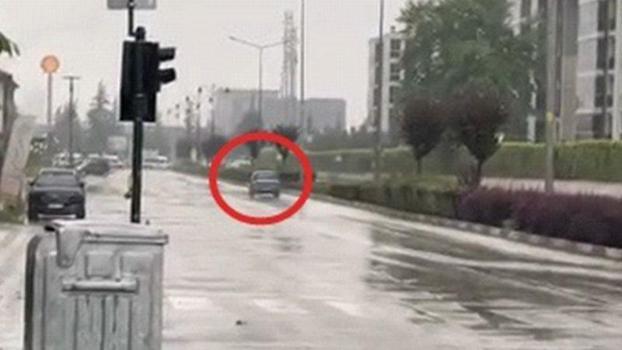 Ters yönde 3 kilometre ilerleyen sürücüye 20 bin TL ceza