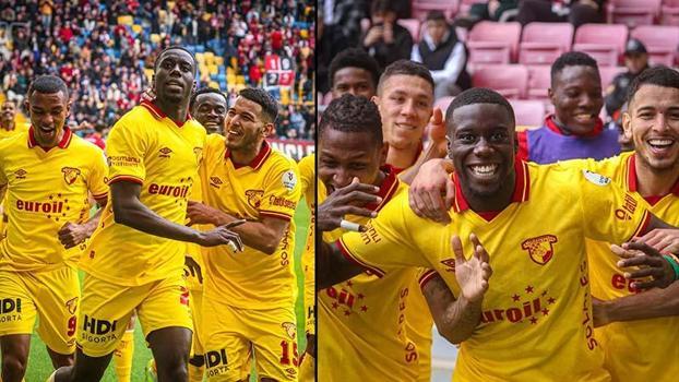 Göztepe'de Bokele'ye Alman ve Fransız kancası