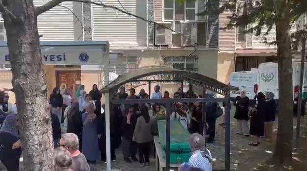 Bayram temizliği yaparken 2'nci katın penceresinden düşen kadın öldü (2)
