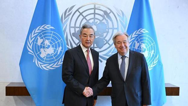Çin Dışişleri Bakanı Wang, BM Genel Sekreteri Guterres ile bir araya geldi