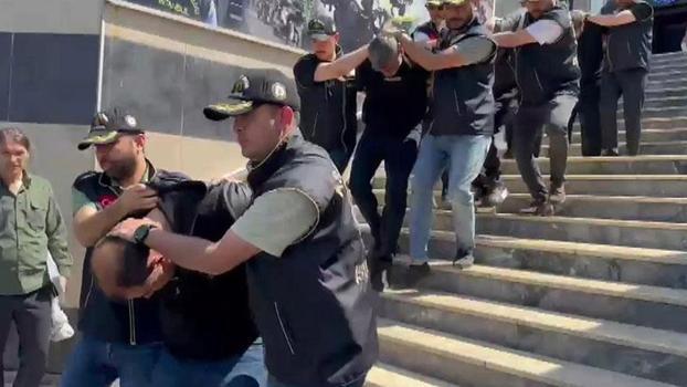 Küçükçekmece'de alacaklısını pencereden atarak öldürdükleri iddia edilen 4 şüpheli yakalandı