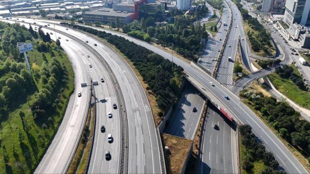Bayramın ikinci gününde de yollar boÅŸ kaldı