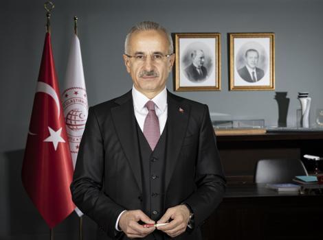 Bakan Uraloğlu: Amik Ovası'na ulaşım 1 saatten 5 dakikaya düşecek