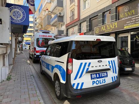 Sağlık personeli, yalnız yaşadığı evinde ölü bulundu
