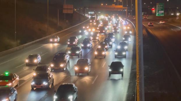 Bayram tatili dönüşü İstanbul girişinde trafik yoğunluğu