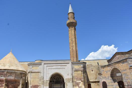 Sungurbey Cami ibadete açılıyor