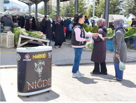 Uyuşturucuyla mücadele için yüzlerce vatandaşa ulaşıldı