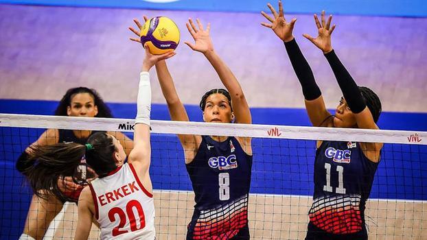 A Milli Kadın Voleybol Takımı, Milletler Ligi'ne galibiyetle başladı