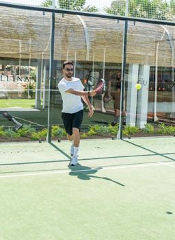 Milli sporcu sezonun yorgunluğunu Antalya'da atıyor