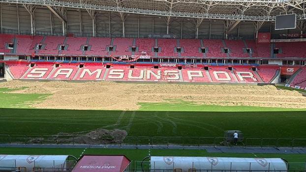 Samsun 19 Mayıs Stadyumu'nun zemini yenileniyor