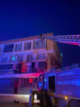 Bodrum katında çıkan yangında 6 kişi dumandan etkilendi