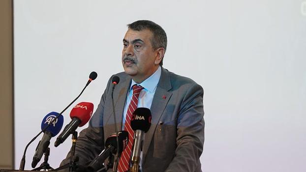 Bakan Tekin: Bilgiyi beceriye dönüştürecek paradigmayı inşa etmek gerekiyor