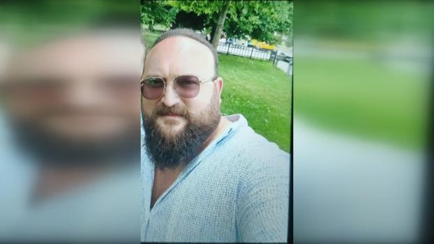 Bayrampaşa'da otomobil ile çarpışan motosikletin sürücüsü yaralandı