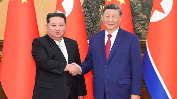 Çin Devlet Başkanı Şi, Kore lideri Kim Jong Un’la görüştü