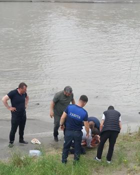 Kastamonu'da ırmağa düşen çocuk kurtarıldı
