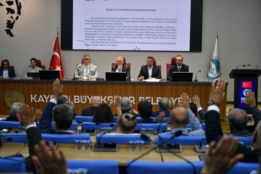 Büyükşehir meclisinde 94 gündem maddesi karara bağlandı