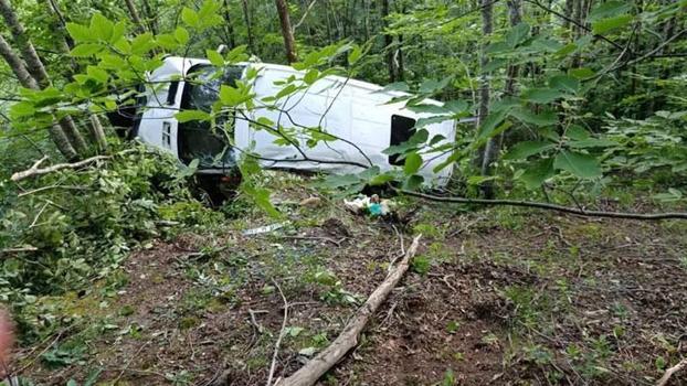 Ordu'da minibüs şarampole yuvarlandı: 11 yaralı