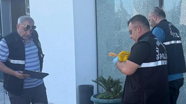 Antalya'da oto galeriye silahlı saldırıda 2 tutuklama, 1 ev hapsi