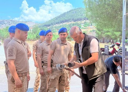 Muğla'da komandolara yangın söndürme eğitimi