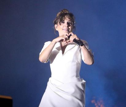 Tekirdağ Uluslararası Kiraz Festivali'nde Poizi ve Merve Özbey, sahne aldı