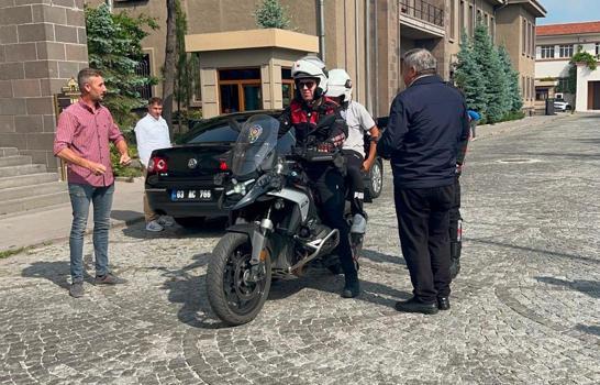 LGS'de öğrencilerin yardımına polis yetişti