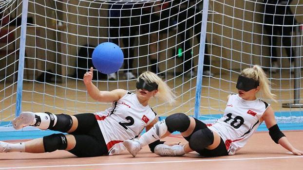 Kadın Goalball Milli Takımı yarı finale çıkınca gözyaşı döktüler