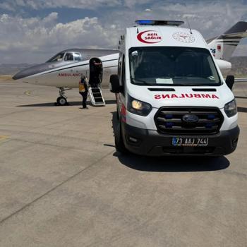 Şırnak'ta kalp rahatsızlığı olan bebek, ambulans uçakla İstanbul'a sevk edildi