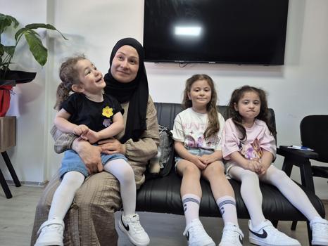 13 yıl önce ameliyat olup görmeye başlayan Eda Nur, 3 çocuğunun da sağlığına kavuşmasını istiyor
