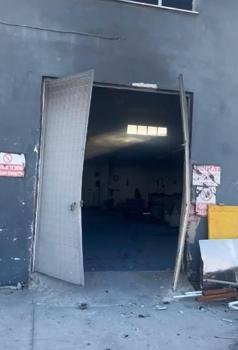 Metal fabrikasında eritme kazanı patladı; 1 işçi ağır yaralı