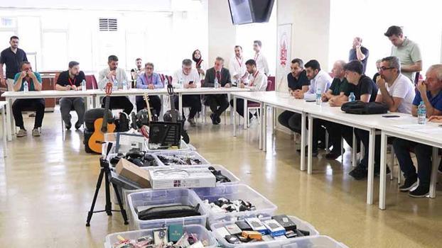 İETT'de unutulan binlerce eşya açık artırmayla 1 milyon 366 bin liraya satıldı