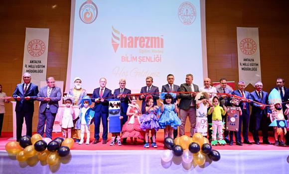 Antalya’da Harezmi Yıl Sonu Bilim Şenliği