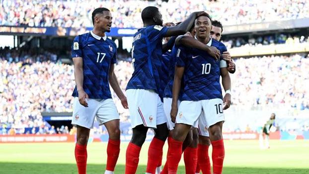 Kylian Mbappe sahne aldı, Fransa Senegal’i 3-1 mağlup etti