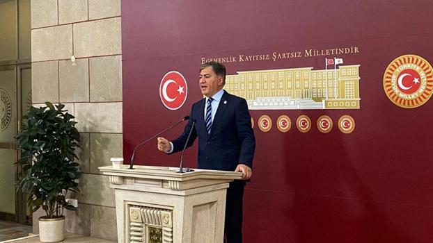 CHP'li Emir: Genel Başkan, 45 gün içinde kurultayı toplamak zorunda