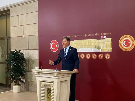 CHP'li Emir: Genel Başkan, 45 gün içinde kurultayı toplamak zorunda