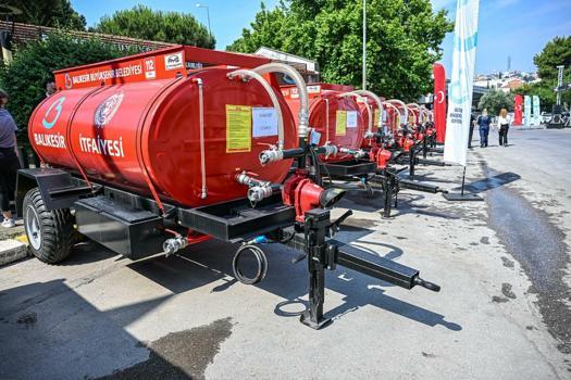 Balıkesir Büyükşehir Belediyesi'nden kırsala 50 yeni yangın tankeri