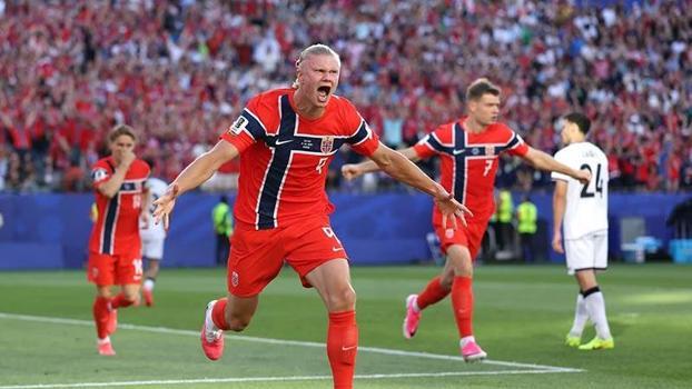 Norveç'in 28 yıl sonra katıldığı Dünya Kupası'nda, Haaland'tan 2 gol
