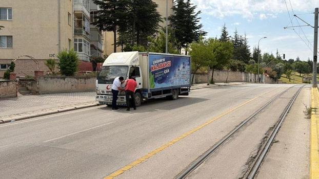 Kamyonun çarptığı 9 yaşındaki Eymen, ağır yaralandı