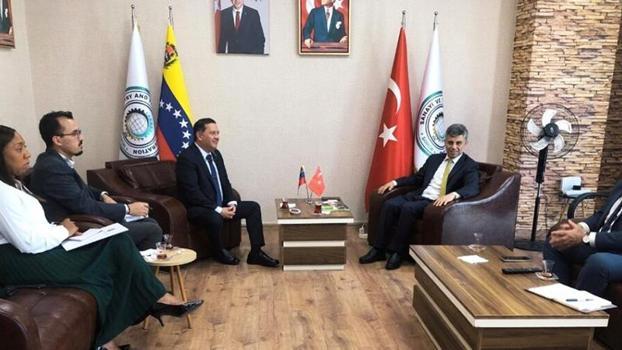 Venezuela’nın Ankara Büyükelçisi Gutierrez, SANKON’u ziyaret etti