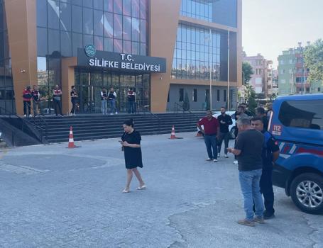 Mersin'de Silifke Belediyesi'ne operasyon