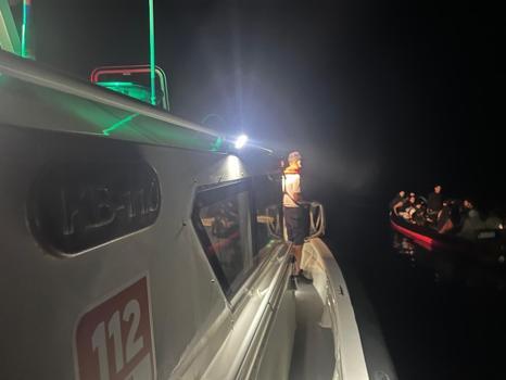 Bodrum'da yardım talep eden 32 kaçak göçmen kurtarıldı