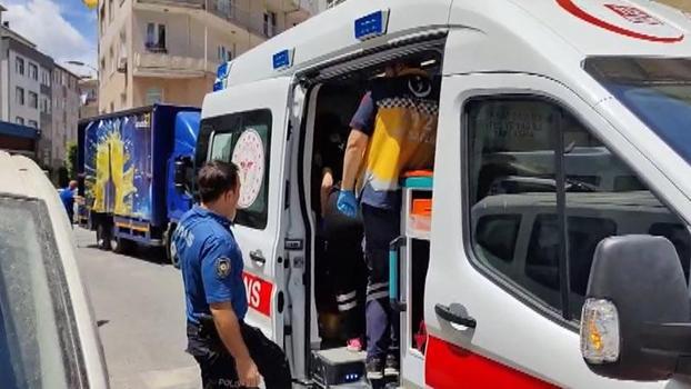 Güngören'de kentsel dönüşümdeki binanın doğalgaz borularının kesimi sırasında patlama: 3 yaralı