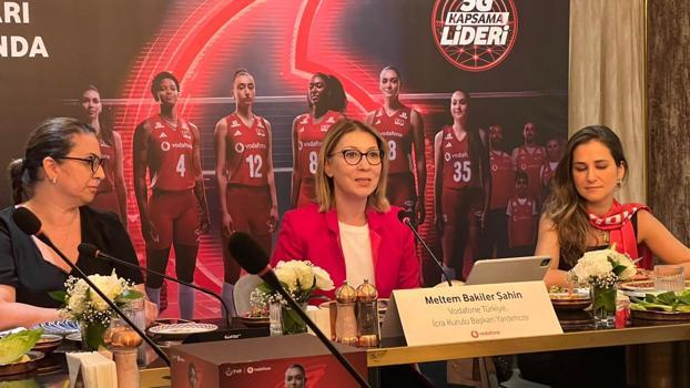 Filenin Sultanları’na hologram tribün desteği