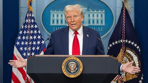 Trump: İran, ben gelene kadar 47 yıl boyunca paçayı kurtardı