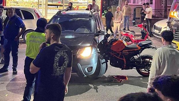 Bursa'da otomobille çarpışan motosikletin sürücüsü yaralandı