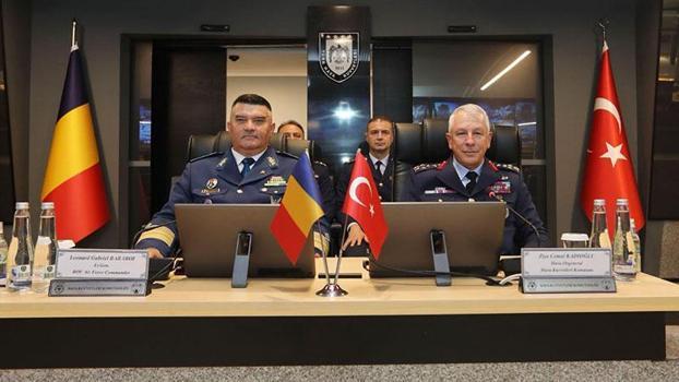 Romanya Hava Kuvvetleri Komutanı Korgeneral Baraboi, Hava Kuvvetleri Karargahını ziyaret etti