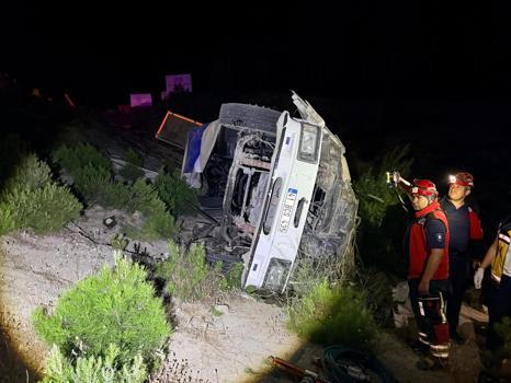Balıkesir'de takla atan otomobilin sürücüsü öldü