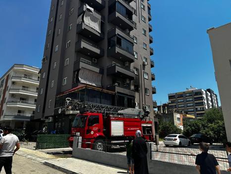 Erdemli’de korkutan yangın